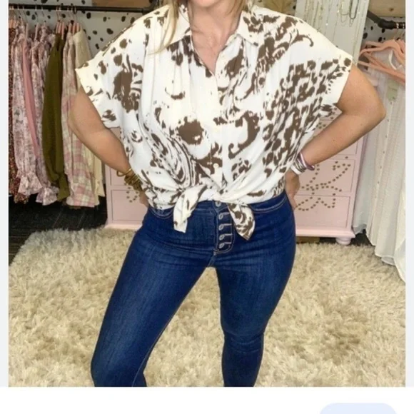 Jodifl Western Days Oversized Button Down - Picture 1 of 5